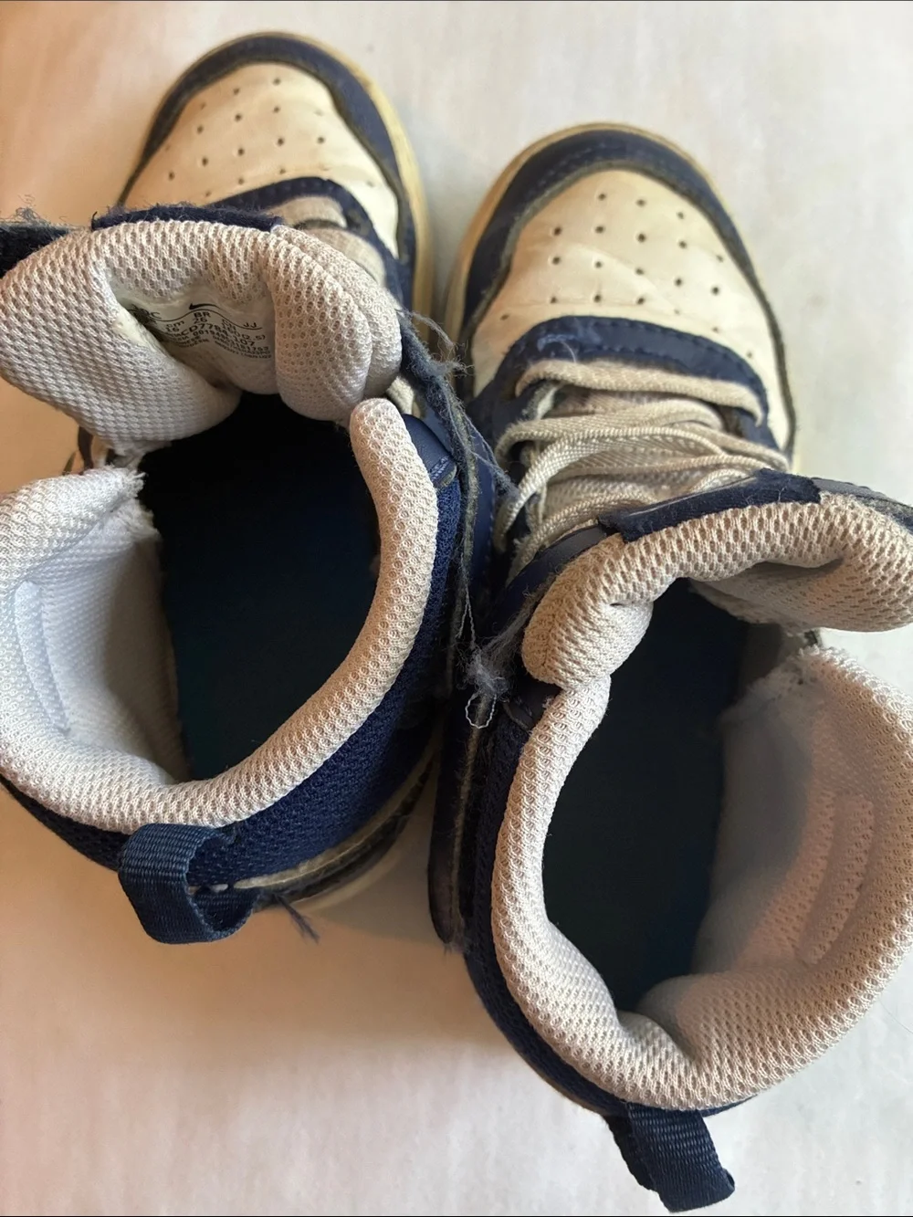 Nike Kids Navy and Cream Mid-Top Sneakers with Hook-and-Loop Strap